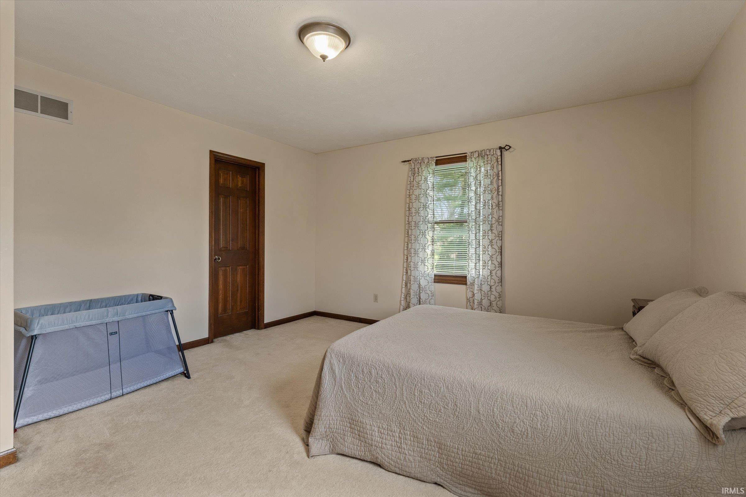 15810 Walnut Pointe Granger IN 46530