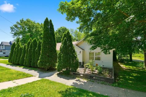 206 E Hardy Street Fremont IN 46737