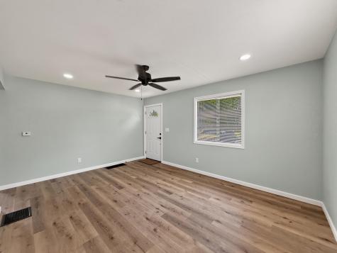 806 S Kenmore Street South Bend IN 46619
