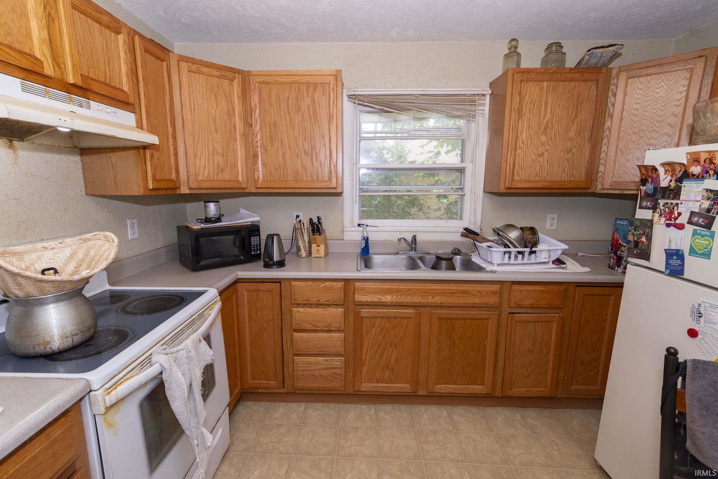 919 N Saint Louis Boulevard South Bend IN 46617