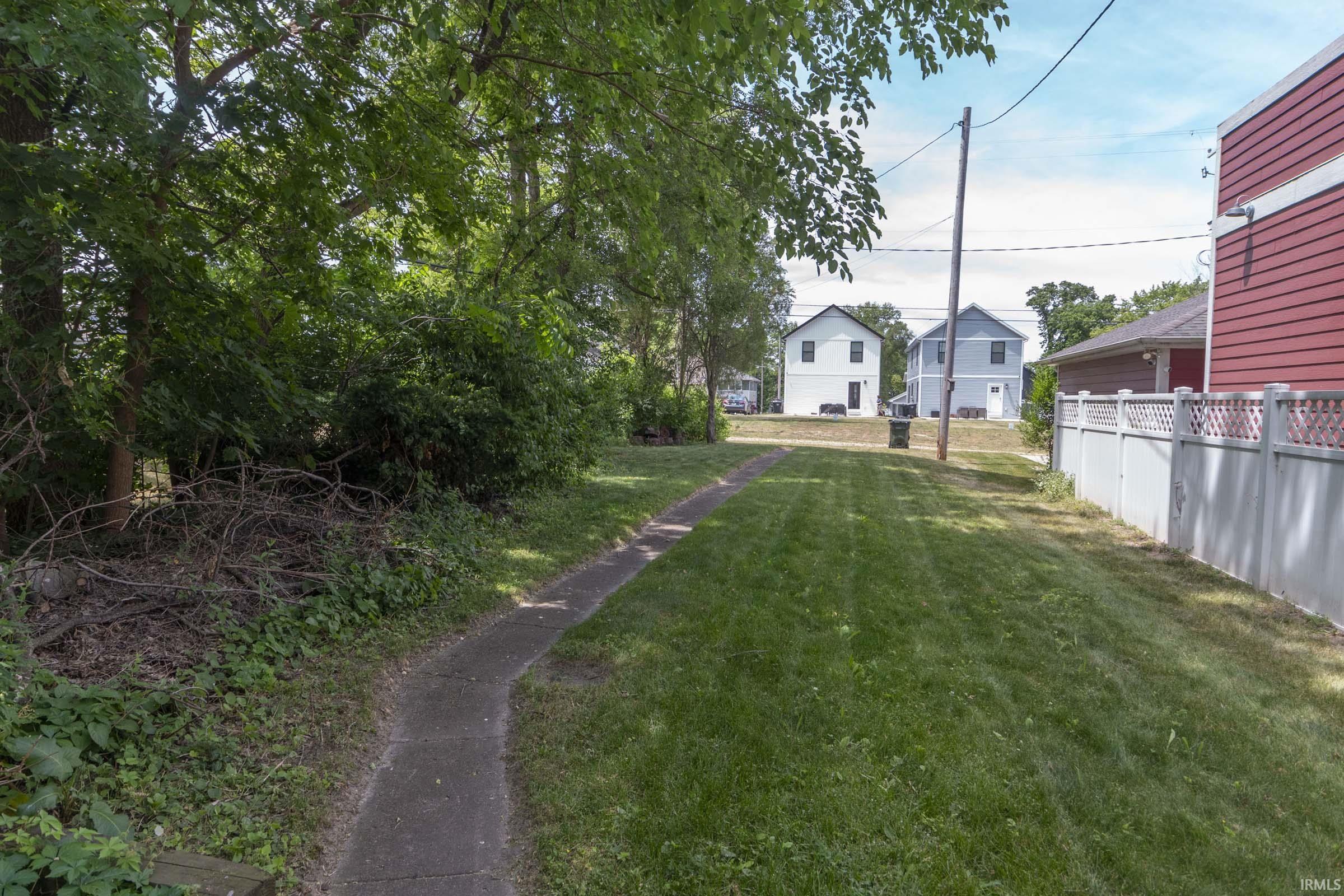 919 N Saint Louis Boulevard South Bend IN 46617