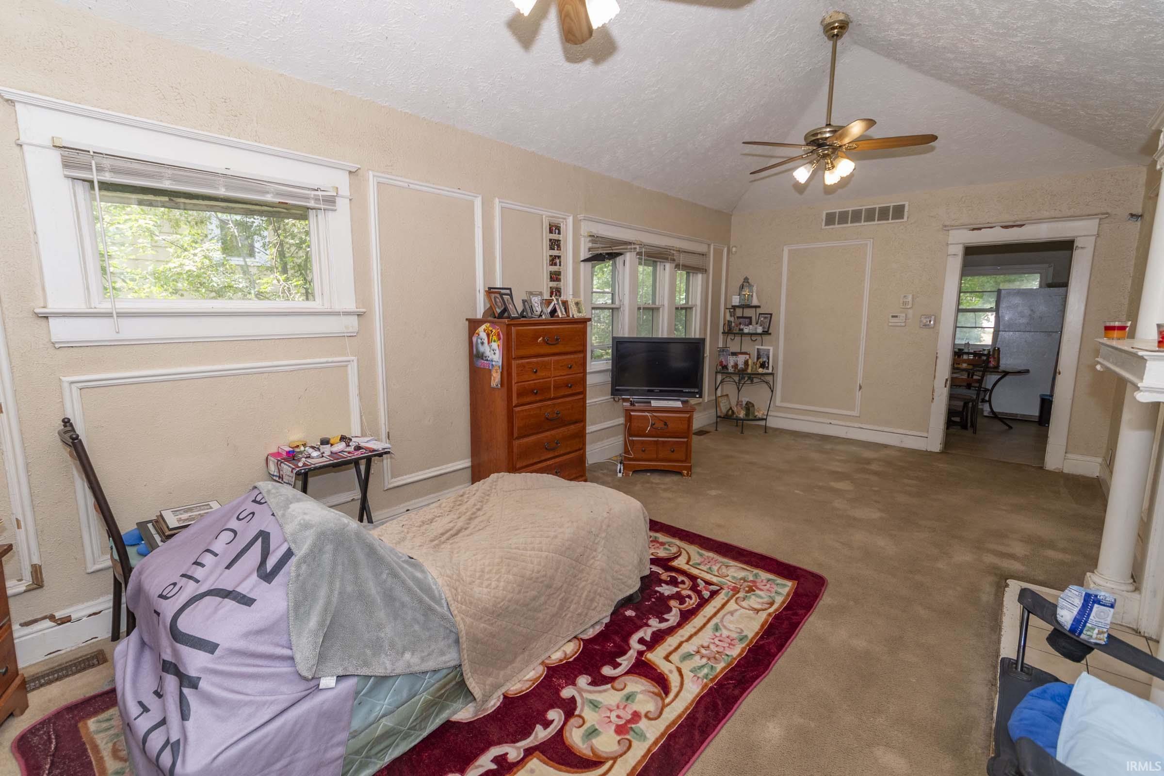 919 N Saint Louis Boulevard South Bend IN 46617