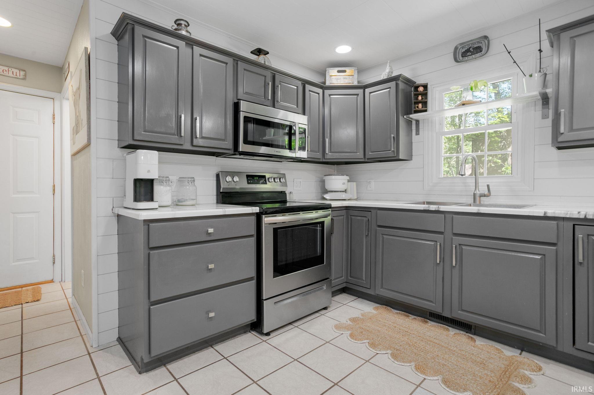 21731 Knobcone Court Bristol IN 46507