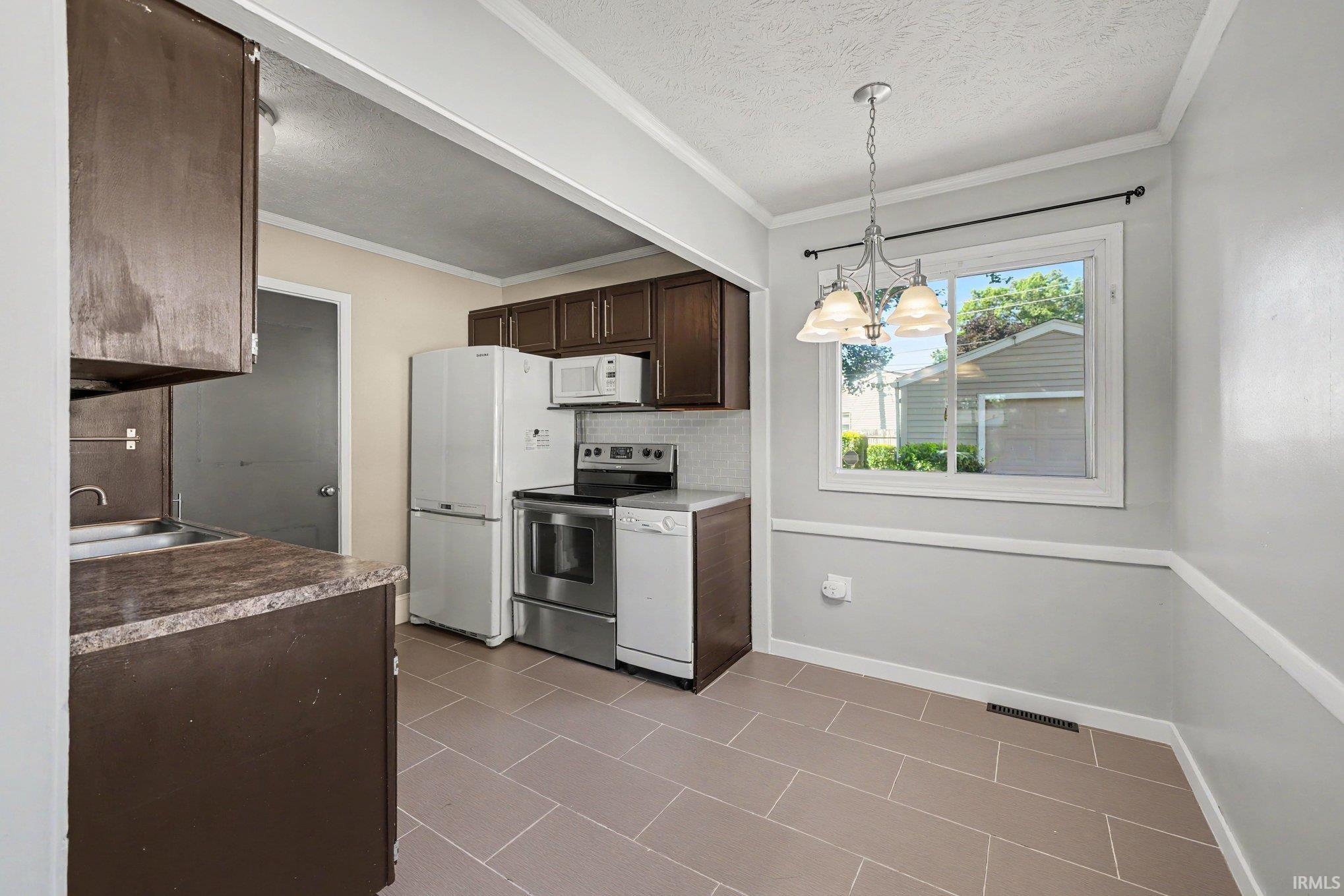 2734 Anzio Avenue South Bend IN 46615