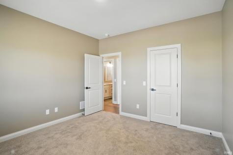 10620 Chestnut Creek Boulevard Fort Wayne IN 46814