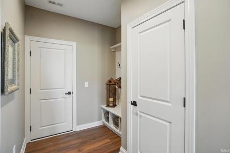 10620 Chestnut Creek Boulevard Fort Wayne IN 46814