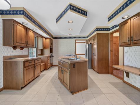 7017 Windshire Drive Fort Wayne IN 46814