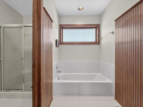 7017 Windshire Drive Fort Wayne IN 46814