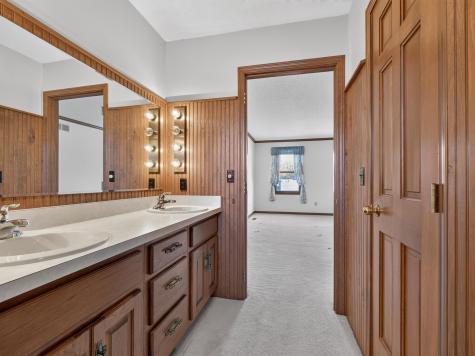 7017 Windshire Drive Fort Wayne IN 46814