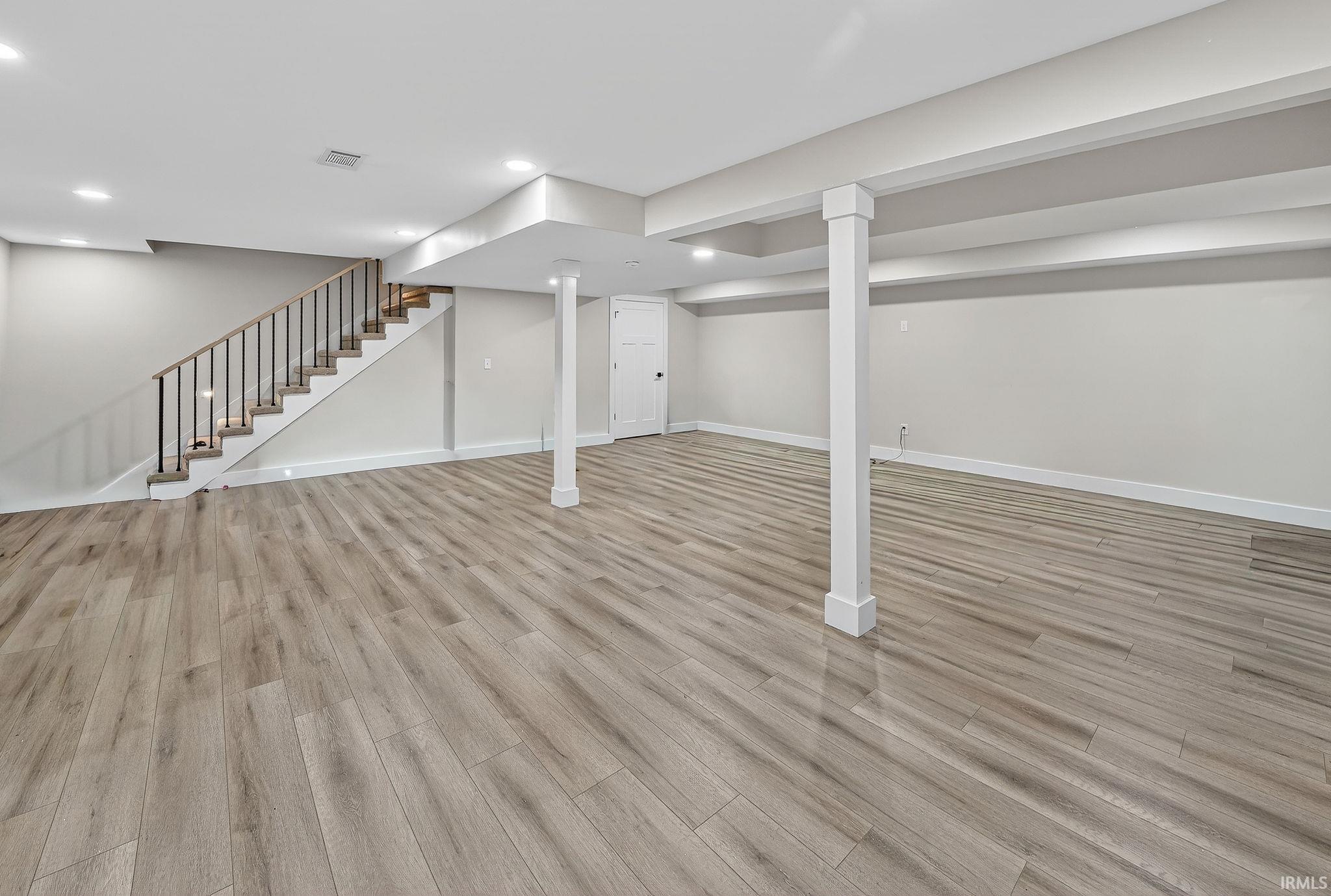 10079 Benamin Drive Granger IN 46530