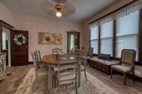 1502 Hollywood Avenue Evansville IN 47712