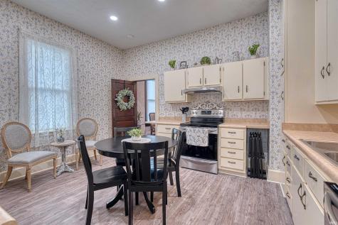 1502 Hollywood Avenue Evansville IN 47712