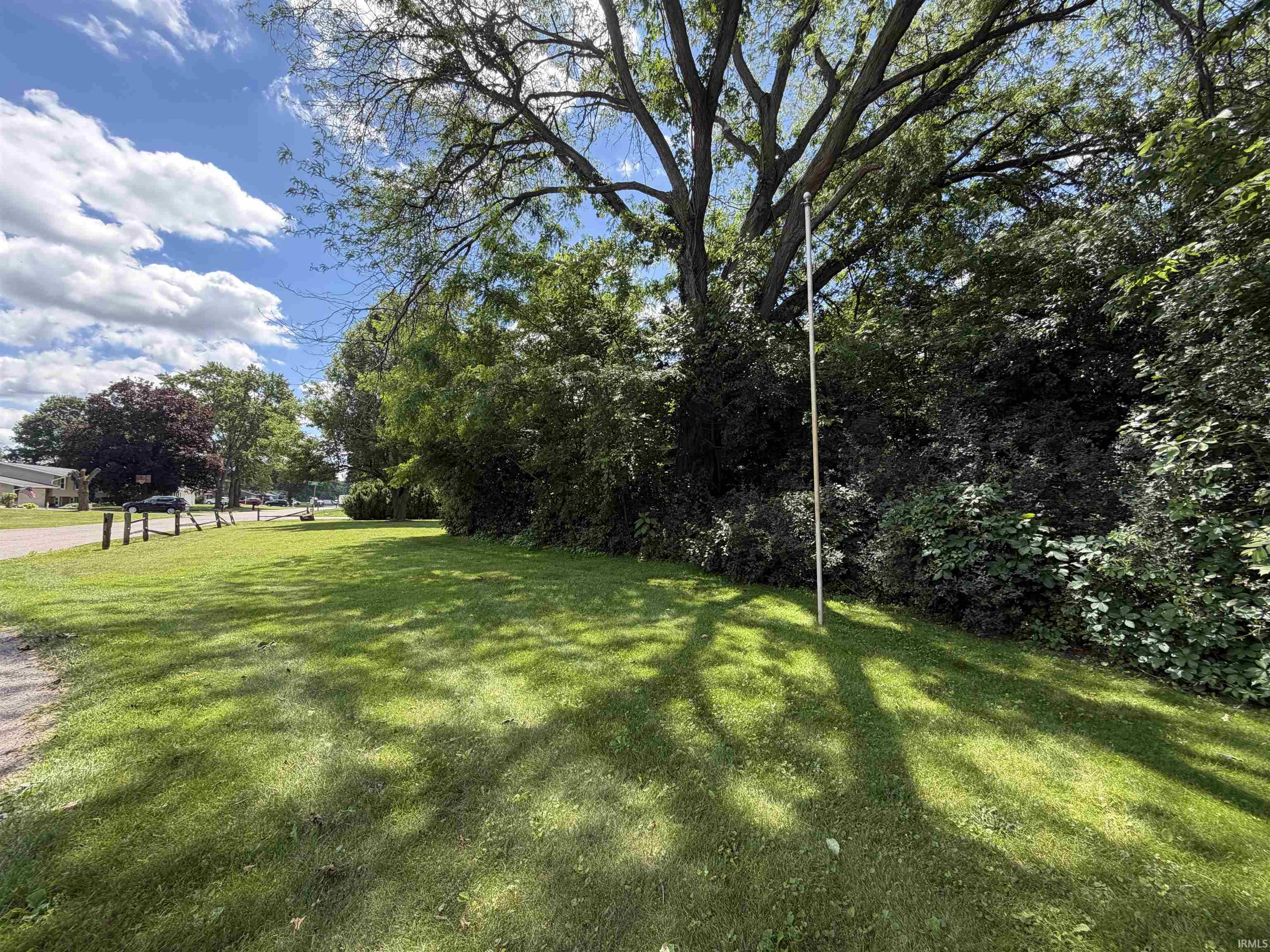 24676 Elmhurst Drive Elkhart IN 46517