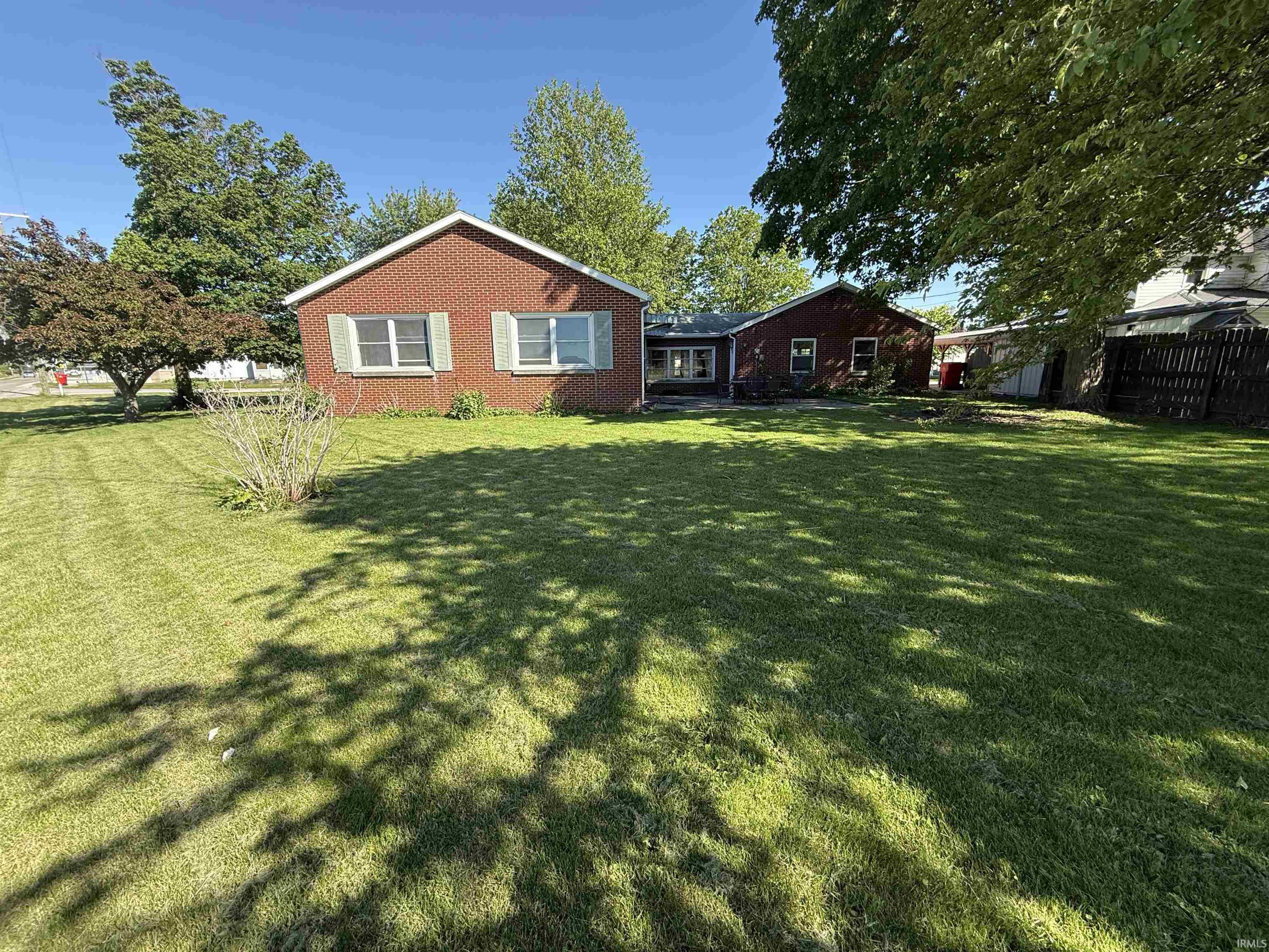 119 E Beckley Street Royal Center IN 46978