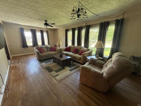119 E Beckley Street Royal Center IN 46978