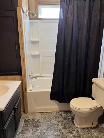 80 F St NW Linton IN 47441