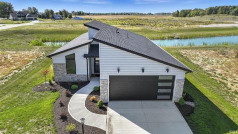 10937 Carob Thorn Trail Roanoke IN 46783