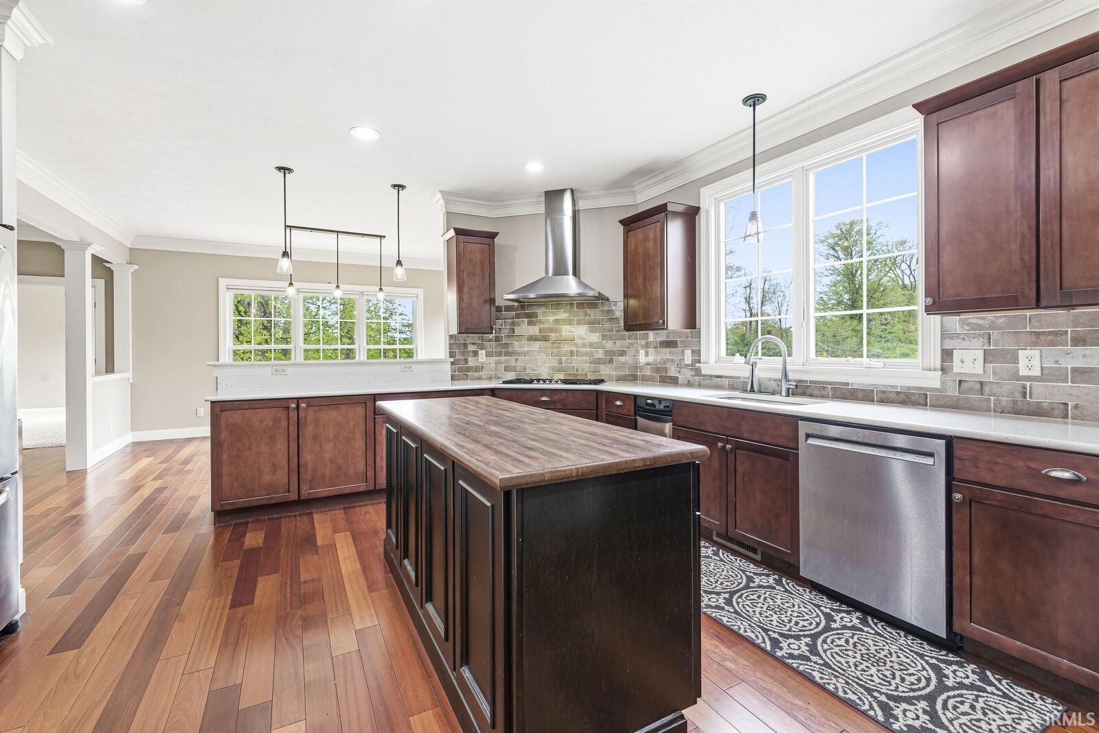 53347 Summer Breeze Drive South Bend IN 46637