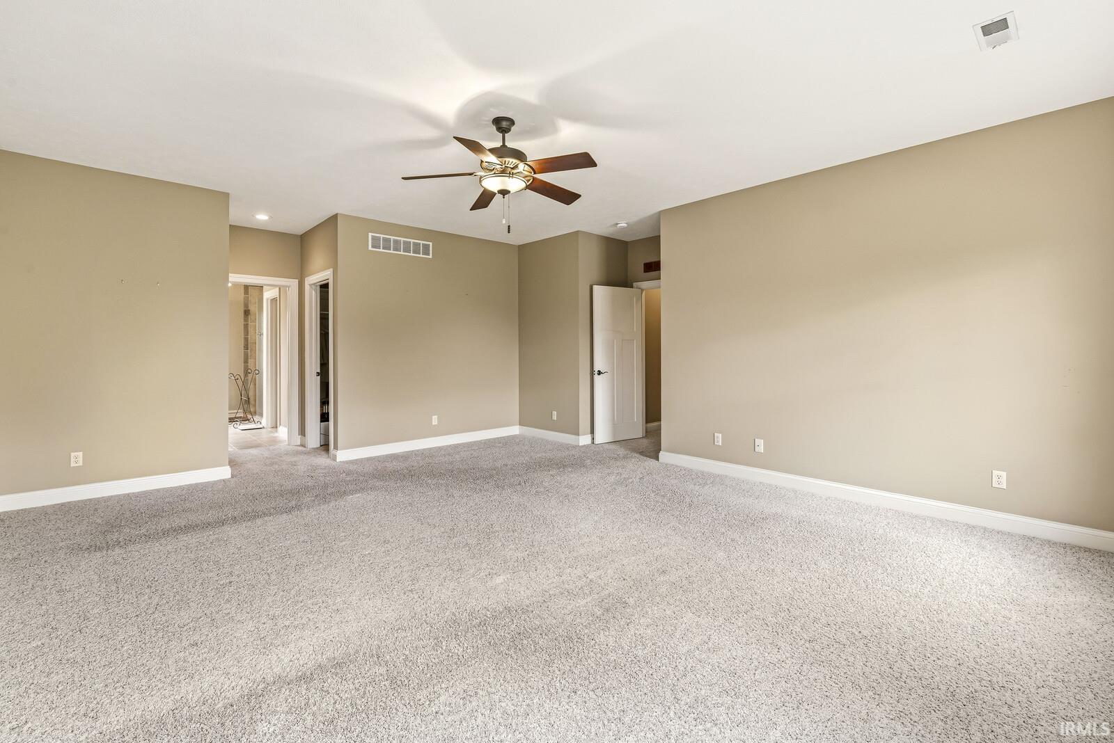 53347 Summer Breeze Drive South Bend IN 46637