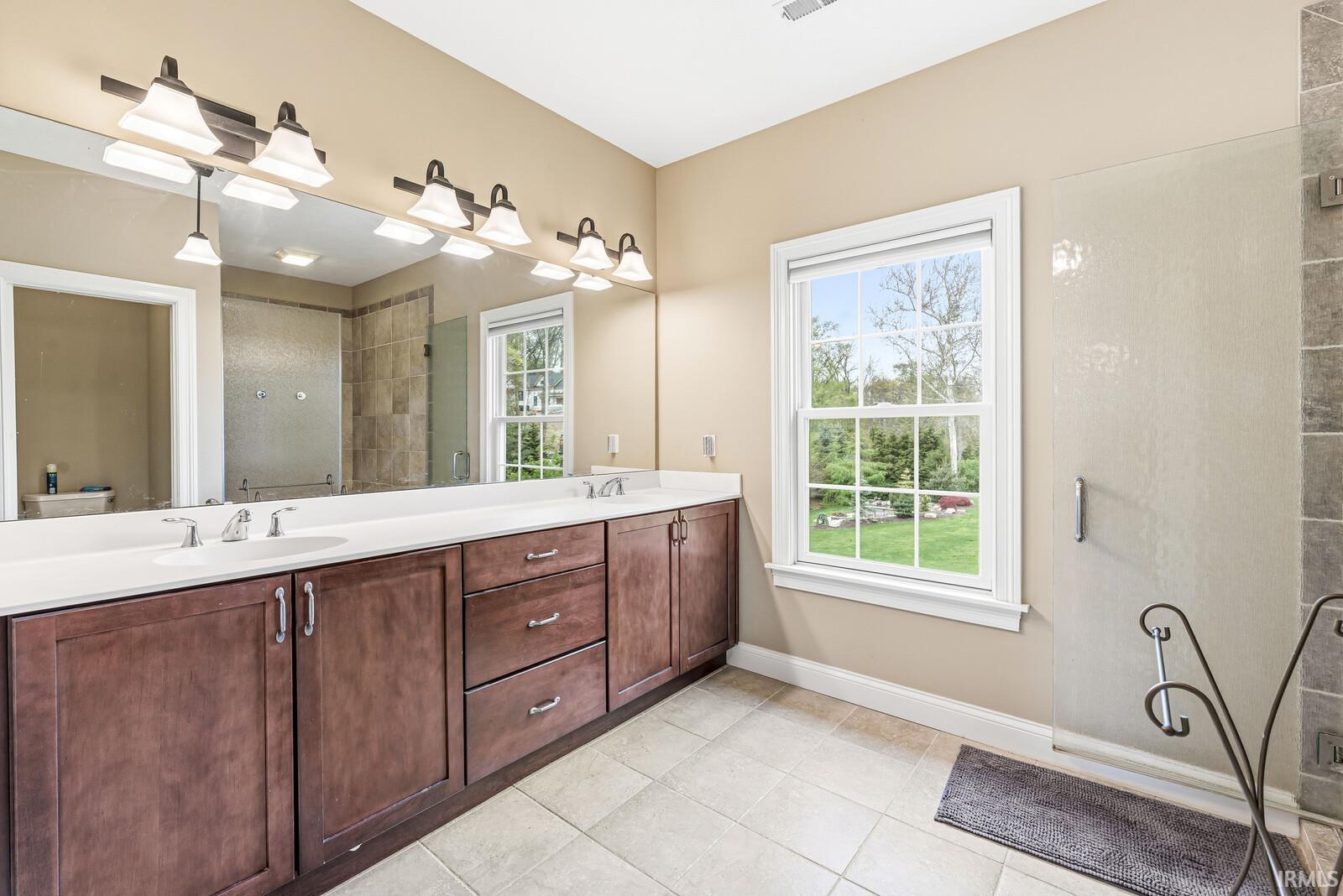 53347 Summer Breeze Drive South Bend IN 46637