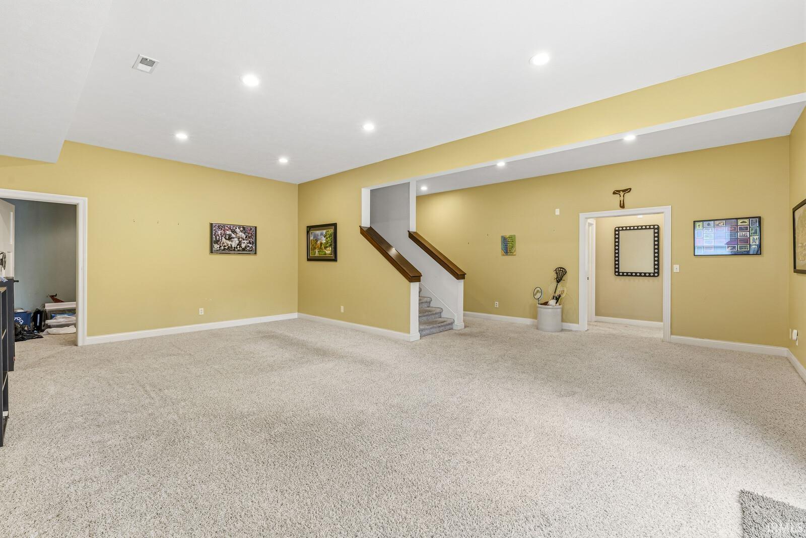 53347 Summer Breeze Drive South Bend IN 46637