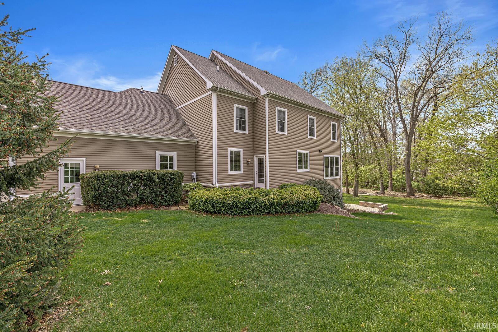 53347 Summer Breeze Drive South Bend IN 46637