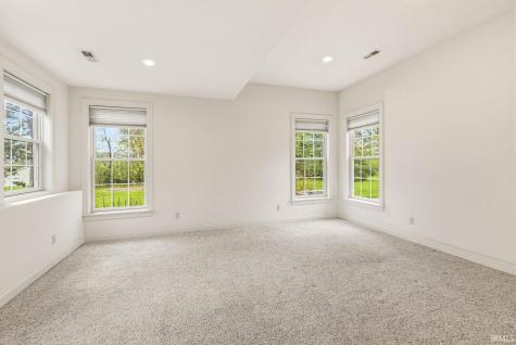 53347 Summer Breeze Drive South Bend IN 46637