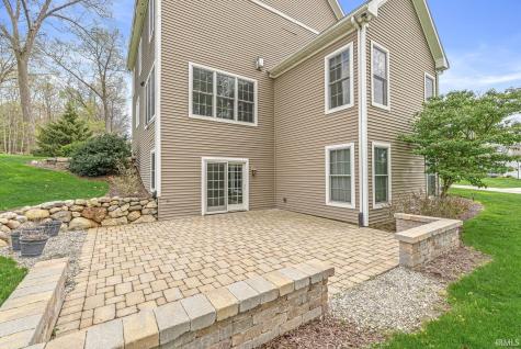 53347 Summer Breeze Drive South Bend IN 46637