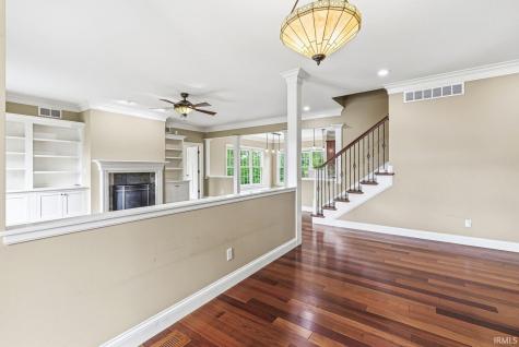 53347 Summer Breeze Drive South Bend IN 46637