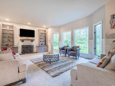 2831 Covington Hollow Trail Fort Wayne IN 46804