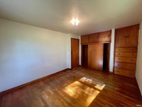 2111 N 200 E Road Winamac IN 46996