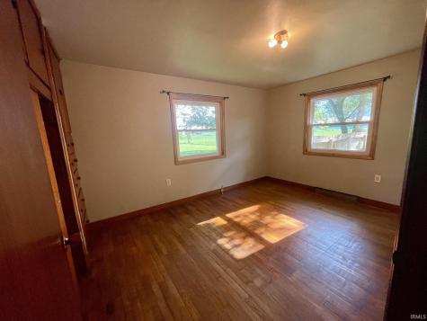 2111 N 200 E Road Winamac IN 46996
