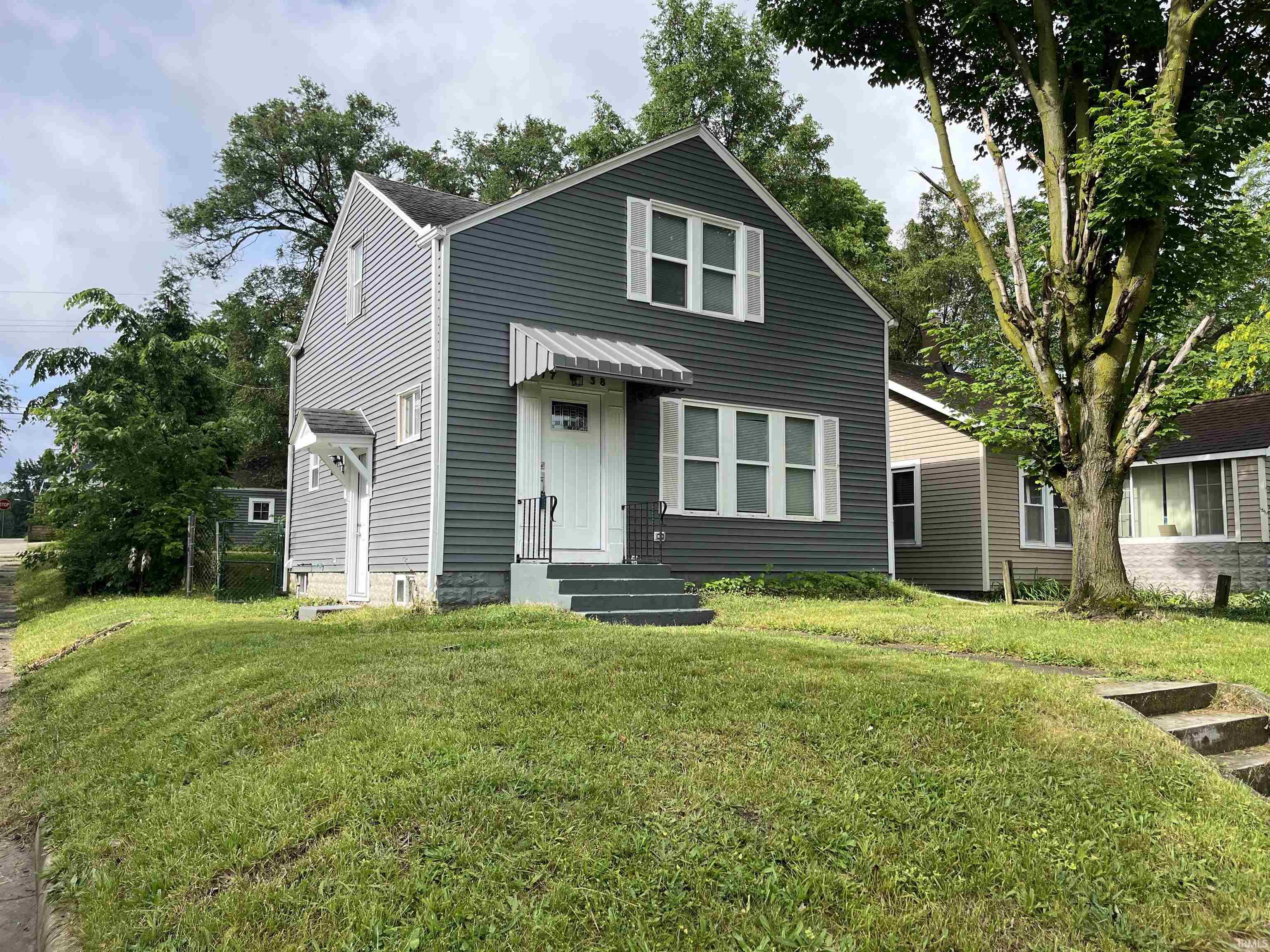 1738 E Bowman Street South Bend IN 46613