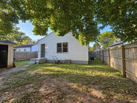1507 Jackson Avenue Evansville IN 47714