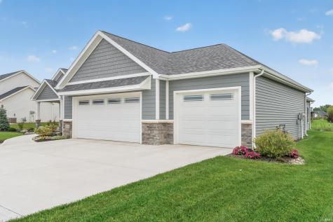10505 Spamount Cove Leo IN 46765