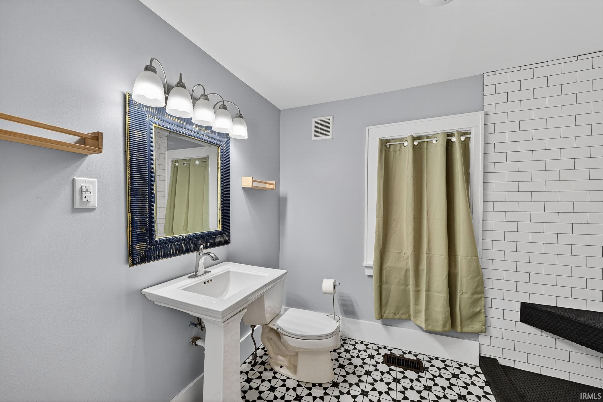 508 Hubbard Street Mishawaka IN 46544