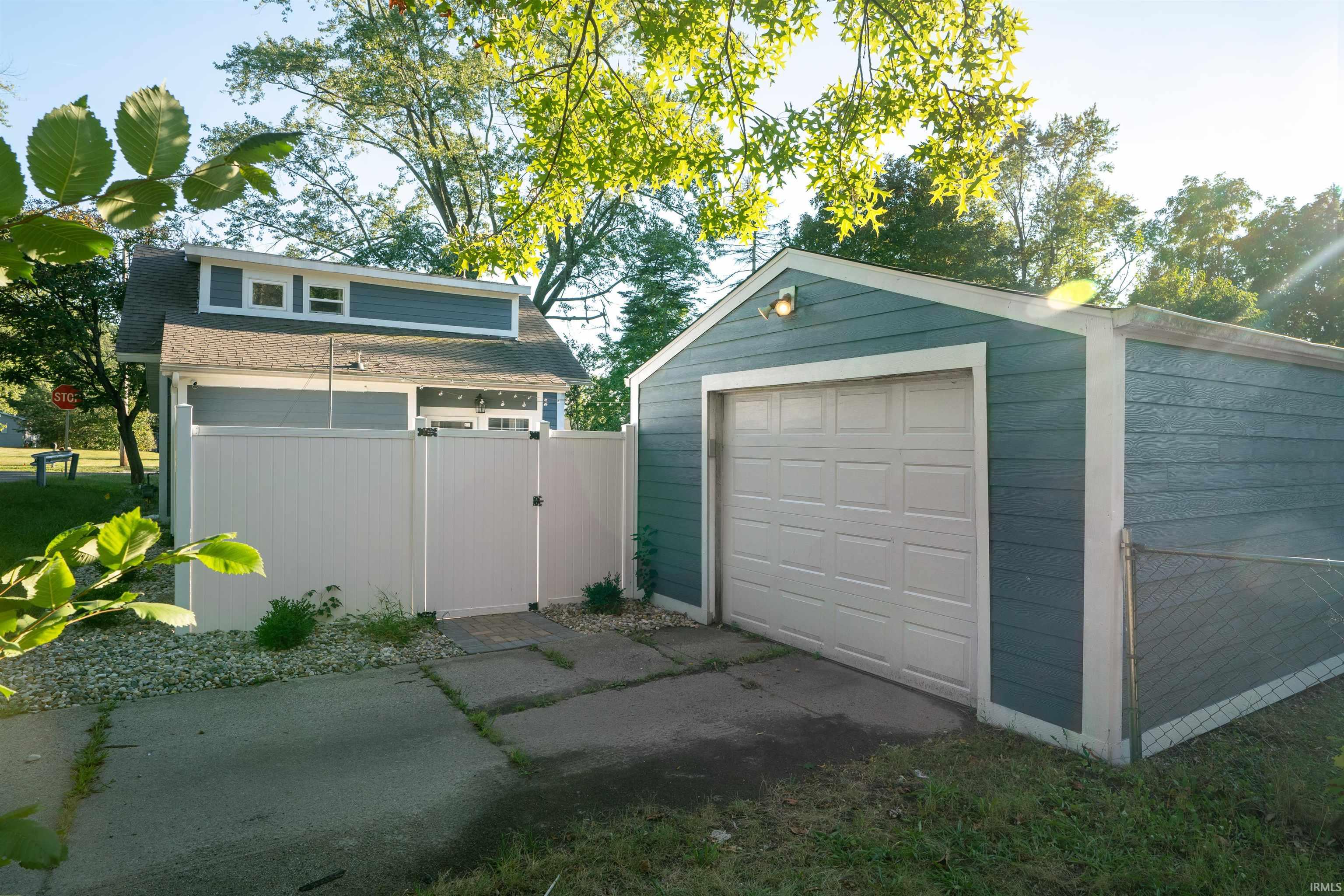 301 W Pendle Street South Bend IN 46637