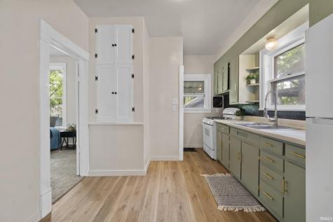 2506 S Wayne Avenue Fort Wayne IN 46807