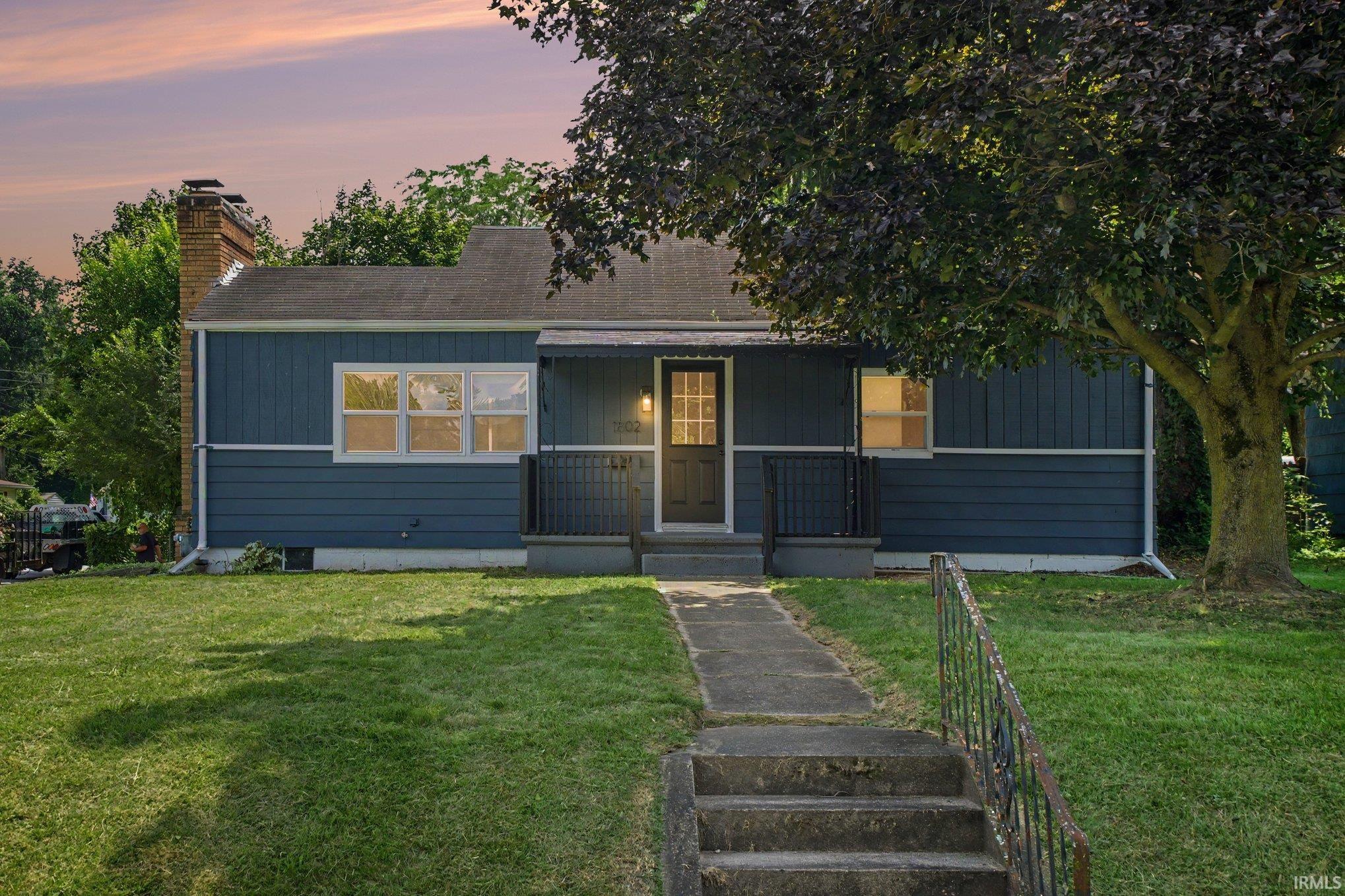 1802 W Ewing Avenue South Bend IN 46613