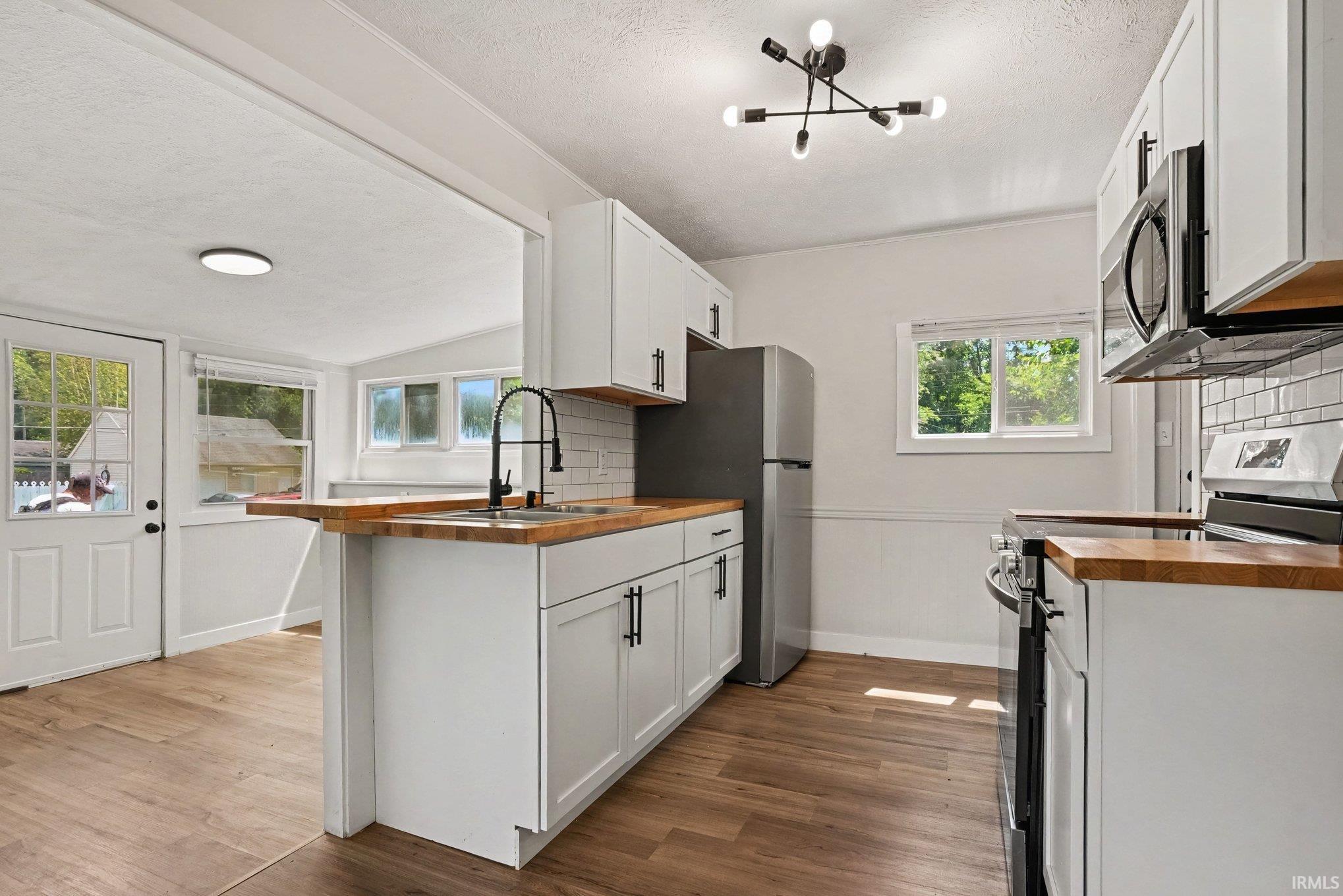 1802 W Ewing Avenue South Bend IN 46613