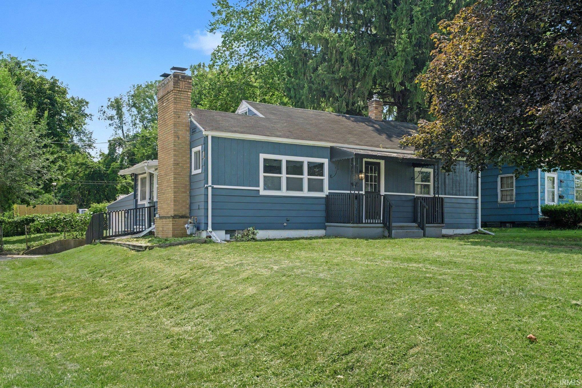 1802 W Ewing Avenue South Bend IN 46613