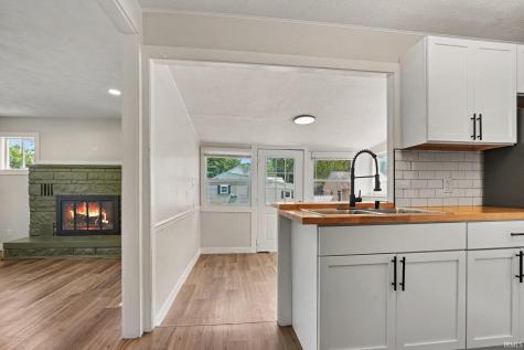 1802 W Ewing Avenue South Bend IN 46613