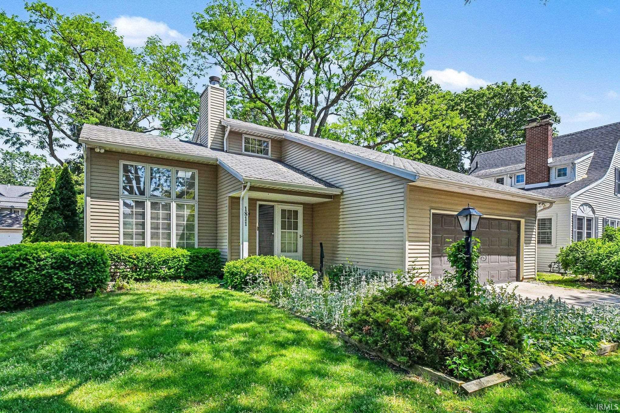 1811 E Madison Street South Bend IN 46617
