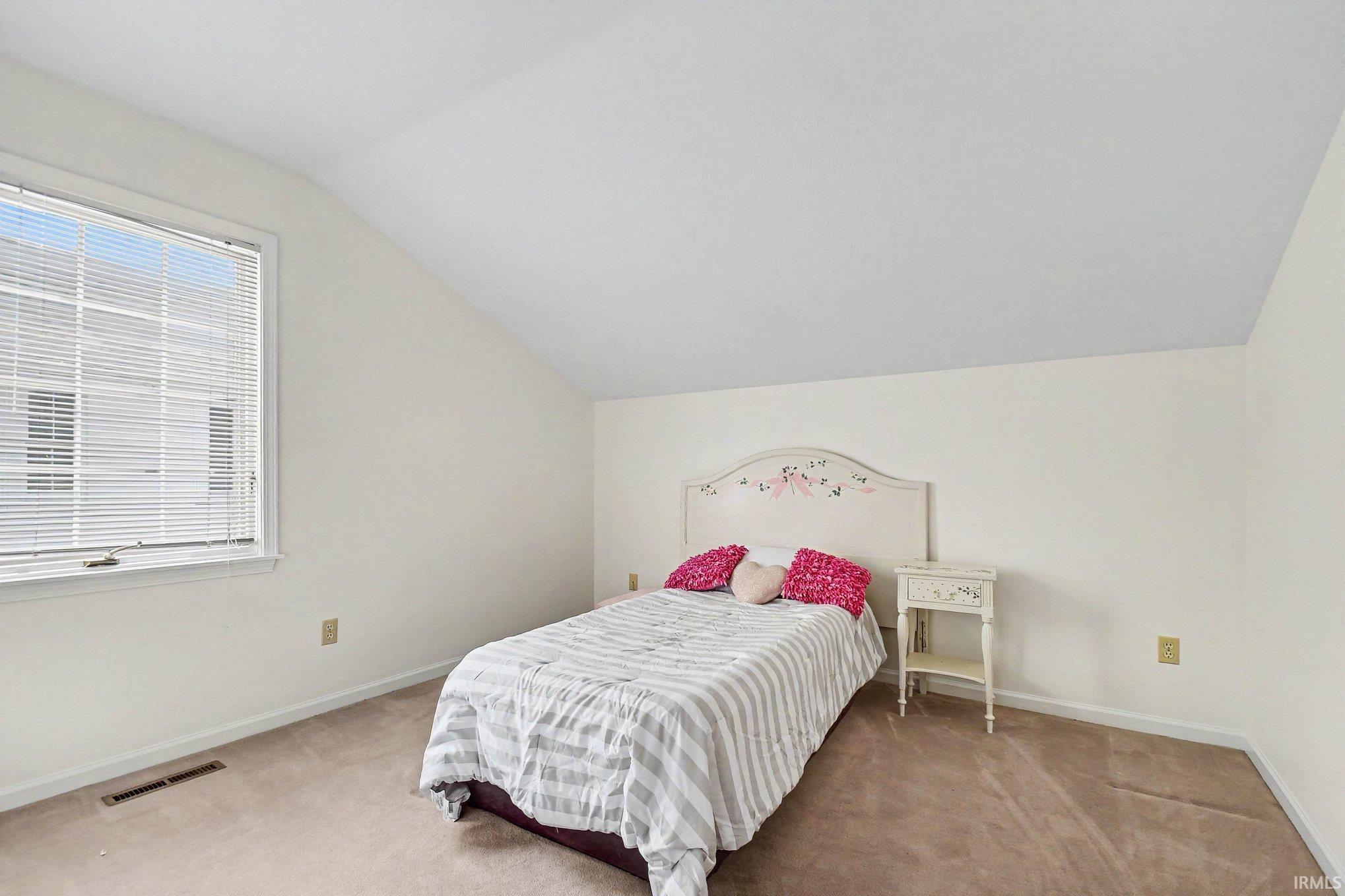1811 E Madison Street South Bend IN 46617