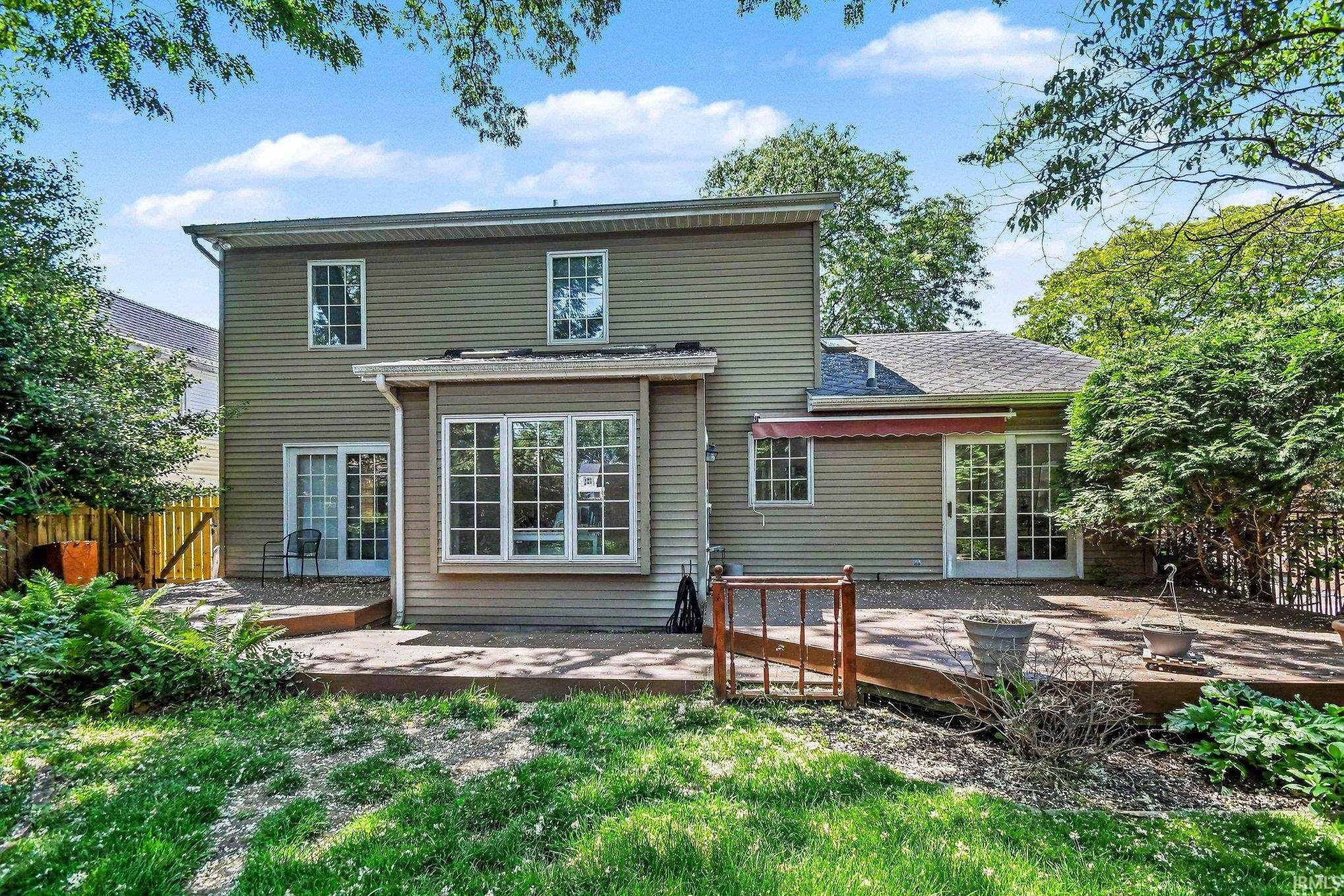 1811 E Madison Street South Bend IN 46617