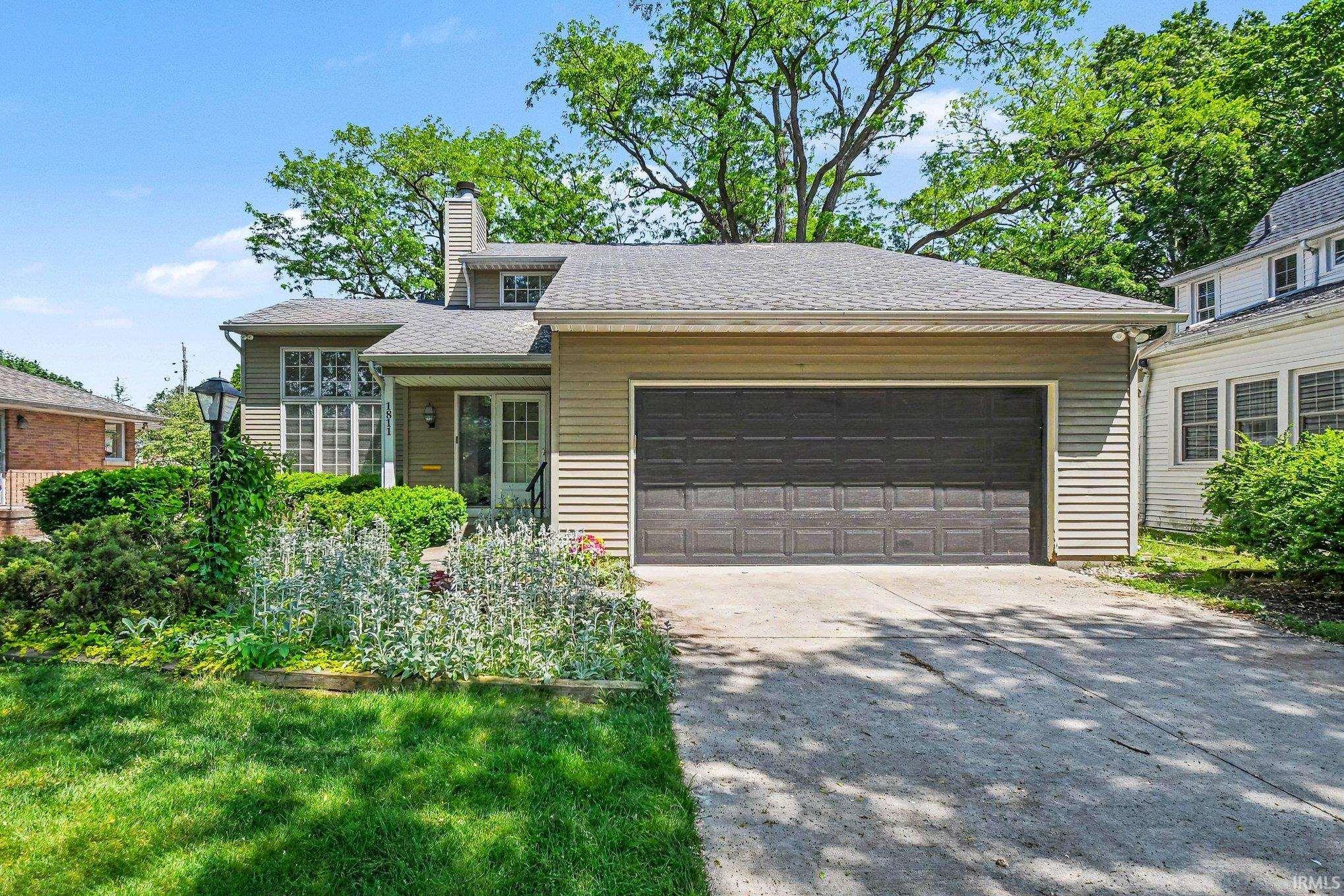 1811 E Madison Street South Bend IN 46617