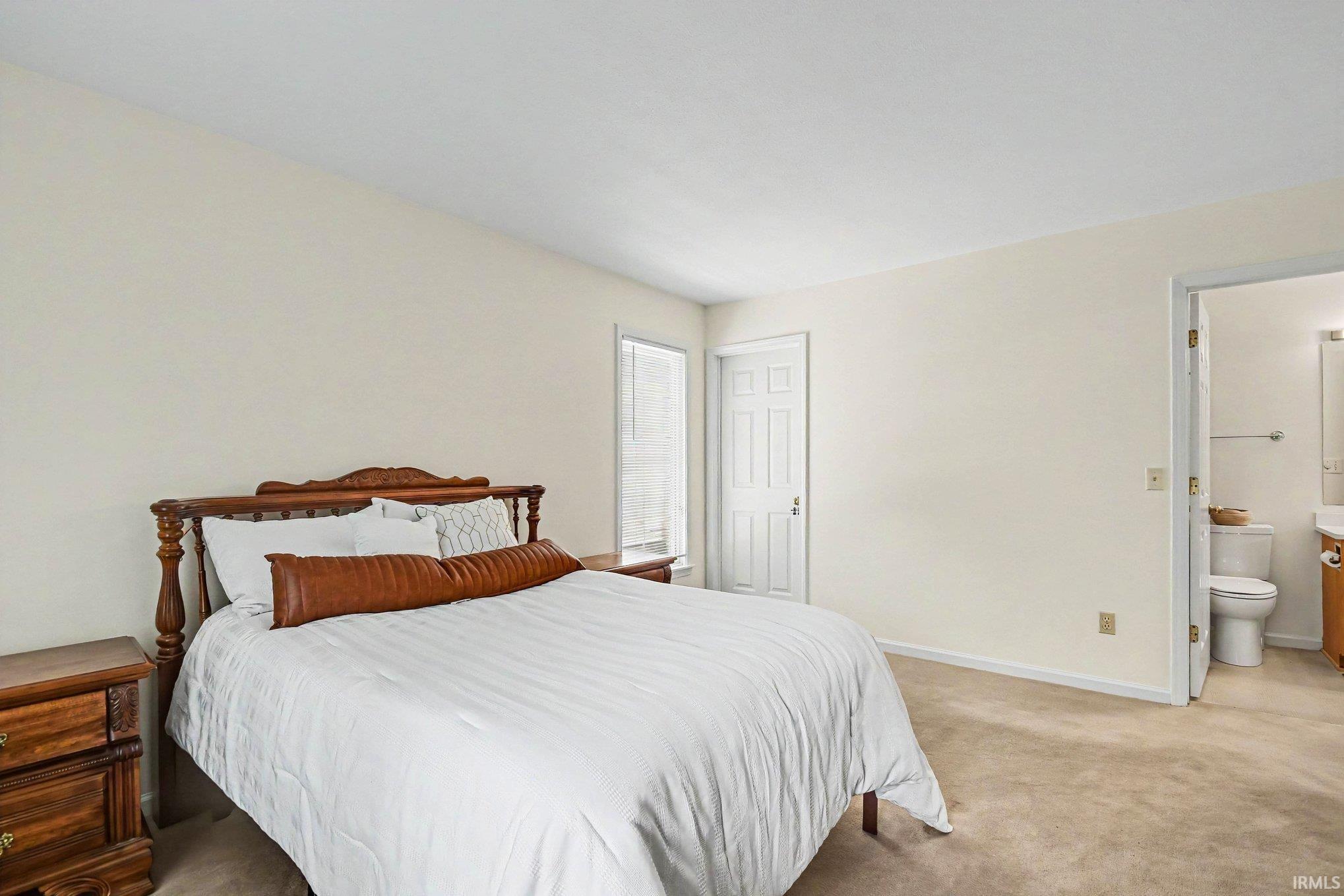 1811 E Madison Street South Bend IN 46617