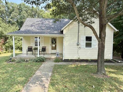 3806 Washington Avenue Bedford IN 47421