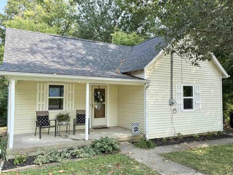 3806 Washington Avenue Bedford IN 47421