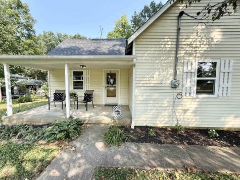 3806 Washington Avenue Bedford IN 47421